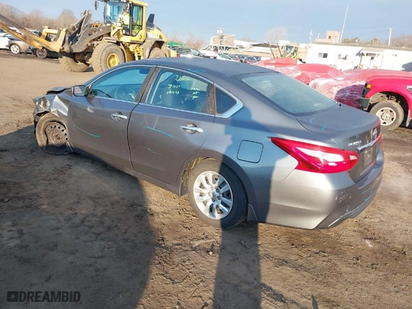 2016 Nissan Altima 2.5 SR with VIN 1N4AL3AP4GN358732, listed as a IAAI auction lot 41300462 with 79,893 mi miles. Bid and sale history available at carsss.com. Image 3.