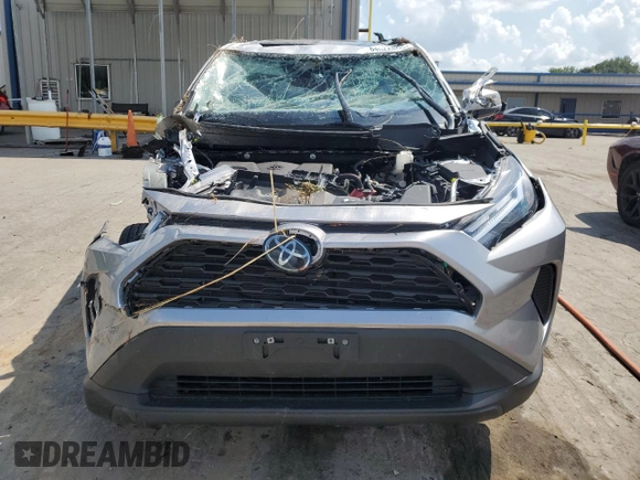 2024 Toyota RAV4 XLE with VIN 2T3P1RFV2RC435325, listed as a Copart auction lot 64044865 with 14,054 mi miles and Salvage title. Bid and sale history available at DreamBid. Image 5.