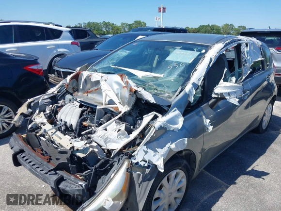 2015 Nissan Note SV with VIN 3N1CE2CP4FL403772, listed as a IAAI auction lot 41308933 with 137,688 mi miles and . Bid and sale history available at DreamBid. Image 2.