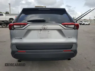 2021 Toyota RAV4 XLE with VIN 2T3W1RFVXMW161939, listed as a Copart auction lot 62233415 with 34,291 mi miles and Salvage title. Bid and sale history available at DreamBid. Image 6.