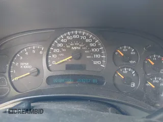 2004 Chevrolet Tahoe LS z VIN 1GNEC13V34J194198, wystawiony jako IAAI lot #42225110 z przebiegiem 359 257 mil mil oraz . Historia ofert i sprzedaży dostępna na DreamBid. Obrazek 7.