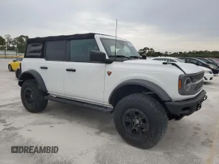 2021 Ford Bronco с VIN 1FMEE5DH4MLA88068, выставлен на аукционе Copart как лот 74888594 с пробегом Не указан миль и На запчасти • Non repairable. История ставок и продаж доступна на DreamBid. Изображение 4.
