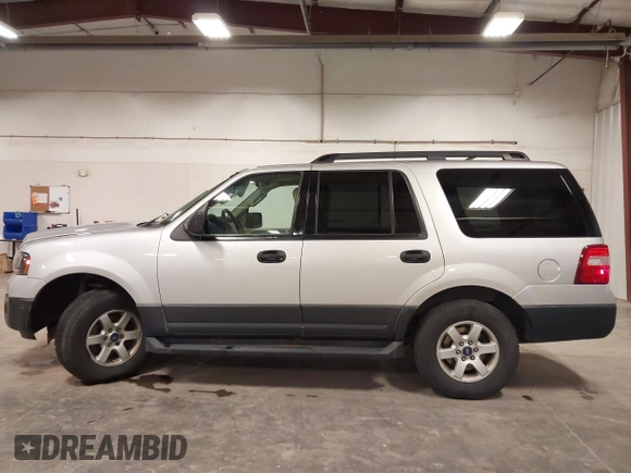 2015 Ford Expedition XL with VIN 1FMJU1GT2FEF24210, listed as a IAAI auction lot 42146158 with 213,276 mi miles and . Bid and sale history available at DreamBid. Image 15.