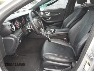 2017 Mercedes-Benz E 300 Luxury with VIN WDDZF4KB3HA202449, listed as a Copart auction lot 43813855 with 57,911 mi miles and Salvage Title. Bid and sale history available at DreamBid. Image 7.