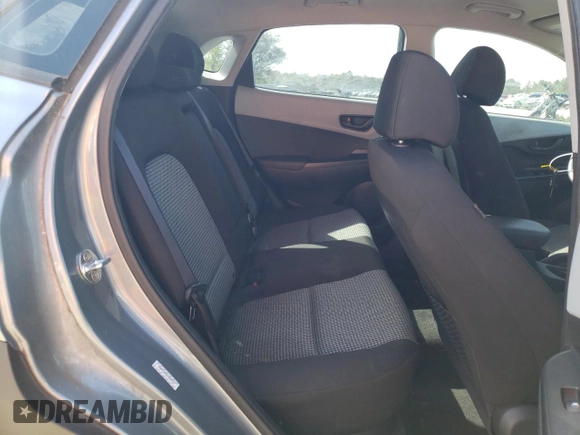 2019 Hyundai Kona SE with VIN KM8K12AA9KU209155, listed as a Copart auction lot 45643073 with 53,625 mi miles and . Bid and sale history available at DreamBid. Image 10.