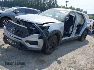 2021 Ford Police Interceptor с VIN 1FM5K8AC0MNA15870, выставлен на аукционе IAAI как лот 42517357 с пробегом Не указан миль и . История ставок и продаж доступна на DreamBid. Изображение 17.