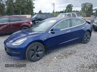 2018 Tesla Model 3 Long Range Battery z VIN 5YJ3E1EBXJF092025, wystawiony jako IAAI lot #42268369 z przebiegiem 132 687 mil mil oraz . Historia ofert i sprzedaży dostępna na DreamBid. Obrazek 20.