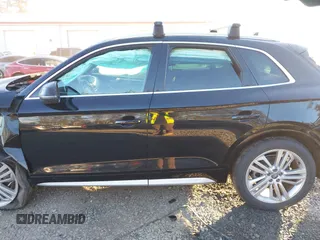 2019 Audi Q5 Premium Plus with VIN WA1BNAFY7K2051011, listed as a IAAI auction lot 41403581 with 1 mi miles. Bid and sale history available at carsss.com. Image 15.