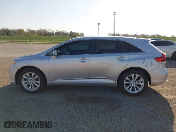 2013 Toyota Venza LE with VIN 4T3BA3BB0DU034270, listed as a IAAI auction lot 41959790 with 216,443 mi miles and . Bid and sale history available at carsss.com. Image 14.