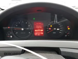 2009 Pontiac G8 GT with VIN 6G2EC57YX9L181553, listed as a Copart auction lot 82855574 with 113,872 mi miles and Salvage Title. Bid and sale history available at carsss.com. Image 9.