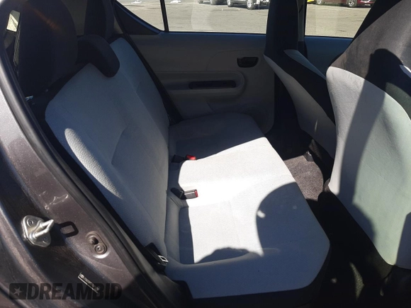 2012 Toyota Prius One z VIN JTDKDTB35C1011452, wystawiony jako Copart lot #57456855 z przebiegiem 120 545 mil mil oraz Szkoda całkowita • Salvage title. Historia ofert i sprzedaży dostępna na DreamBid. Obrazek 10.
