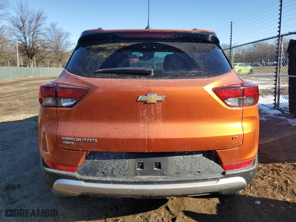 2022 Chevrolet TrailBlazer LT with VIN KL79MRSL0NB148858, listed as a Copart auction lot 42490965 with 21,463 mi miles and Salvage Title. Bid and sale history available at carsss.com. Image 6.