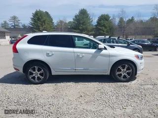 2014 Volvo XC60 3.0L R-Design Premier Plus with VIN YV4902DZ2E2548649, listed as a IAAI auction lot 42059892 with 160,624 mi miles. Bid and sale history available at carsss.com. Image 13.