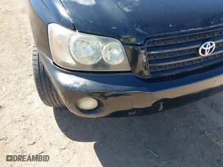 2002 Toyota Highlander with VIN JTEGF21A620041053, listed as a IAAI auction lot 41803741 with 203,072 mi miles. Bid and sale history available at carsss.com. Image 6.