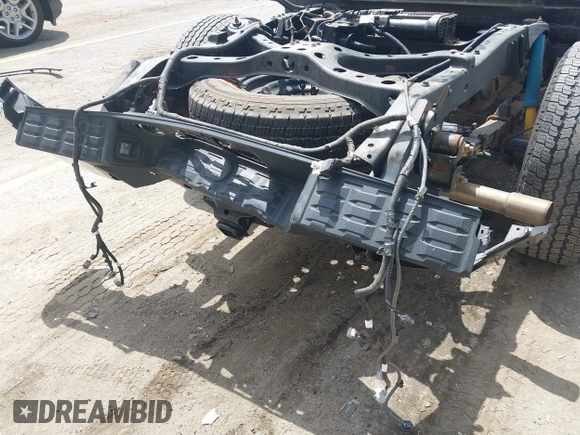 2021 Toyota Tacoma SR with VIN 3TMCZ5AN0MM417261, listed as a IAAI auction lot 42240693 with 38,625 mi miles and . Bid and sale history available at DreamBid. Image 6.