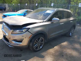 2019 Lincoln MKC Reserve with VIN 5LMCJ3D93KUL53163, listed as a IAAI auction lot 42097105 with 71,066 mi miles and . Bid and sale history available at DreamBid. Image 17.