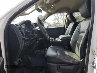 2019 Ram 2500 Tradesman with VIN 3C6UR5HJ6KG565716, listed as a Copart auction lot 44401325 with 113,785 mi miles and Salvage title. Bid and sale history available at DreamBid. Image 7.