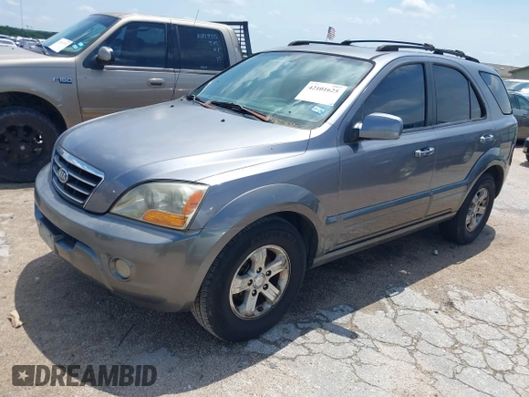 2007 Kia Sorento EX with VIN KNDJD736175693580, listed as a IAAI auction lot 42101625 with 230,030 mi miles and . Bid and sale history available at DreamBid. Image 2.