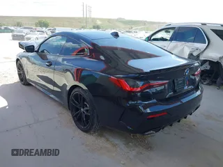 2021 BMW 4 Series M440i xDrive with VIN WBA13AR00MCF61520, listed as a IAAI auction lot 41944350 with 39,631 mi miles and . Bid and sale history available at DreamBid. Image 3.