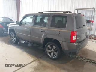 2015 Jeep Patriot High Altitude с VIN 1C4NJRFB5FD376257, выставлен на аукционе IAAI как лот 42792428 с пробегом 101 262 миль миль и . История ставок и продаж доступна на DreamBid. Изображение 3.