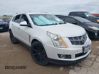 2010 Cadillac SRX Premium Collection with VIN 3GYFNFEY8AS560172, listed as a IAAI auction lot 42109047 with 161,684 mi miles. Bid and sale history available at carsss.com. Image 1.