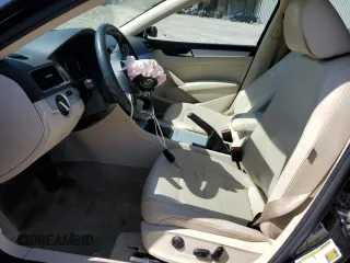 2012 Volkswagen Passat SE с VIN 1VWBP7A36CC060600, выставлен на аукционе Copart как лот 57233625 с пробегом 164 406 миль миль и Списание • Salvage title. История ставок и продаж доступна на DreamBid. Изображение 7.