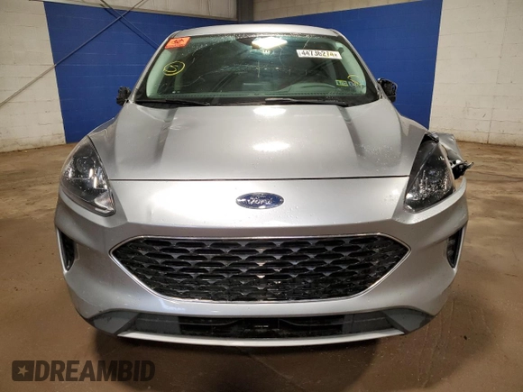 2022 Ford Escape SE with VIN 1FMCU9G68NUA58837, listed as a Copart auction lot 44736274 with 42,146 mi miles and Salvage Title. Bid and sale history available at DreamBid. Image 5.