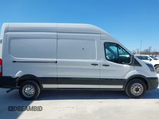 2023 Ford Transit Cargo with VIN 1FTBR2X86PKA51393, listed as a IAAI auction lot 41769269 with 91,032 mi miles and . Bid and sale history available at DreamBid. Image 13.