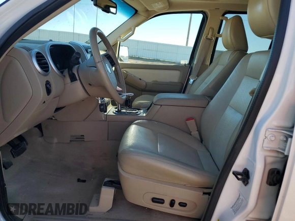 2010 Mercury Mountaineer Premier z VIN 4M2EN4JE7AUJ03901, wystawiony jako Copart lot #72951564 z przebiegiem 172 335 mil mil oraz Czysty tytuł • Clean title. Historia ofert i sprzedaży dostępna na DreamBid. Obrazek 7.