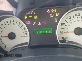 2008 Ford Explorer Sport Trac XLT с VIN 1FMEU51EX8UA37834, выставлен на аукционе IAAI как лот 42000980 с пробегом 43 823 миль миль и . История ставок и продаж доступна на DreamBid. Изображение 7.