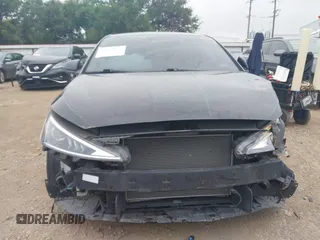 2020 Hyundai Elantra Value Edition z VIN 5NPD84LF4LH556045, wystawiony jako IAAI lot #40319328 z przebiegiem 94 486 mil mil oraz . Historia ofert i sprzedaży dostępna na DreamBid. Obrazek 13.