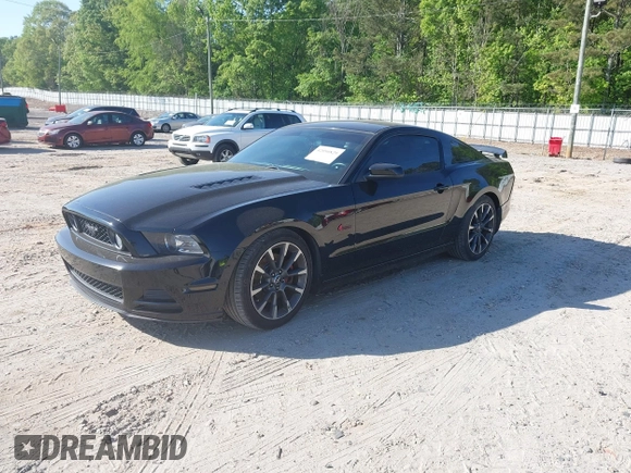 2013 Ford Mustang GT z VIN 1ZVBP8CF2D5284157, wystawiony jako IAAI lot #42050829 z przebiegiem 147 221 mil mil oraz . Historia ofert i sprzedaży dostępna na DreamBid. Obrazek 17.
