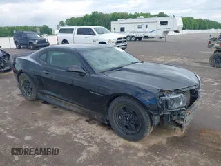 2011 Chevrolet Camaro 2LT z VIN 2G1FC1ED9B9202646, wystawiony jako IAAI lot #42197210 z przebiegiem 177 451 mil mil oraz . Historia ofert i sprzedaży dostępna na DreamBid. Obrazek 1.