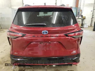 2021 Toyota Sienna XSE with VIN 5TDDSKFC9MS031193, listed as a Copart auction lot 81783884 with 58,932 mi miles and Salvage Title. Bid and sale history available at carsss.com. Image 6.