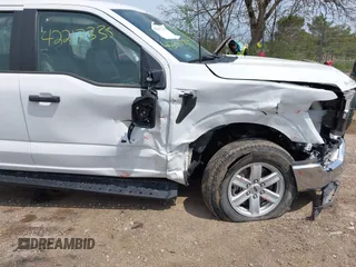 2022 Ford F-150 XL z VIN 1FTEX1EB8NKF26762, wystawiony jako IAAI lot #42217335 z przebiegiem 40 226 mil mil oraz . Historia ofert i sprzedaży dostępna na DreamBid. Obrazek 17.