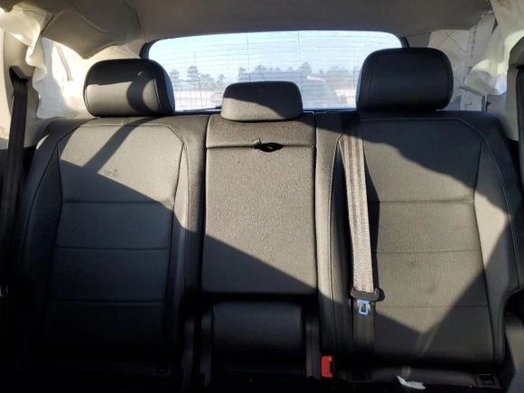 2019 Volkswagen Tiguan SE with VIN 3VV2B7AXXKM087236, listed as a Copart auction lot 82528214 with 0 mi miles and Salvage Title. Bid and sale history available at carsss.com. Image 10.