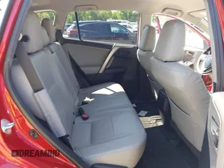 2015 Toyota RAV4 LE с VIN JTMBFREV4FJ027432, выставлен на аукционе IAAI как лот 42373202 с пробегом 76 954 миль миль и . История ставок и продаж доступна на DreamBid. Изображение 8.