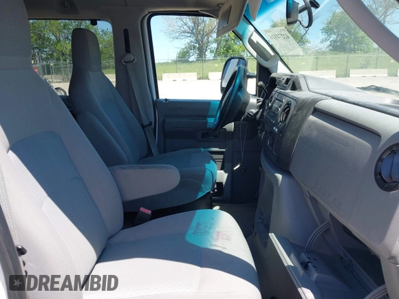 2013 Ford Econoline Passenger XL with VIN 1FMNE1BLXDDB29636, listed as a IAAI auction lot 42274116 with 141,261 mi miles and . Bid and sale history available at DreamBid. Image 5.