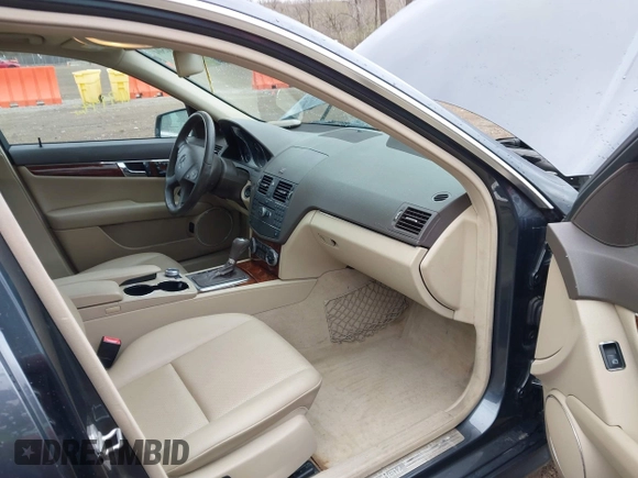 2010 Mercedes-Benz C-Class C 300 Sport with VIN WDDGF8BB6AF521187, listed as a IAAI auction lot 41820504 with 119,494 mi miles. Bid and sale history available at carsss.com. Image 5.