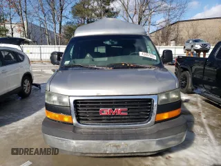 2003 GMC Savana Cargo YF7 Upfitter with VIN 1GDFH15T231157079, listed as a Copart auction lot 43487605 with 109,706 mi miles and Non Repairable. Bid and sale history available at carsss.com. Image 5.
