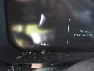 2024 Toyota Land Cruiser z VIN JTEABFAJ3RK001357, wystawiony jako IAAI lot #41206628 z przebiegiem 7060 mil mil oraz . Historia ofert i sprzedaży dostępna na DreamBid. Obrazek 15.