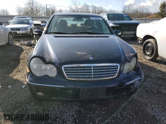 2002 Mercedes-Benz C 230/260/280/320 with VIN WDBRF61J42F262487, listed as a Copart auction lot 47354225 with 128,238 mi miles and Salvage Title. Bid and sale history available at DreamBid. Image 5.