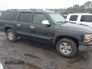 2006 Chevrolet Suburban LS z VIN 1GNFK16Z26J142019, wystawiony jako IAAI lot #42367928 z przebiegiem 397 927 mil mil oraz . Historia ofert i sprzedaży dostępna na DreamBid. Obrazek 1.
