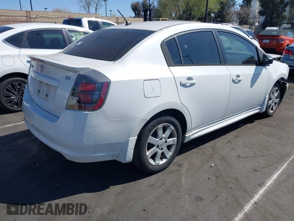 2011 Nissan Sentra SL with VIN 3N1AB6AP0BL690631, listed as a IAAI auction lot 41989925 with 216,300 mi miles and . Bid and sale history available at DreamBid. Image 4.