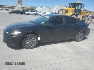 2024 Hyundai Elantra SEL with VIN KMHLM4DG8RU703072, listed as a Copart auction lot 48698685 with 29,827 mi miles and Salvage Title. Bid and sale history available at carsss.com. Image 1.