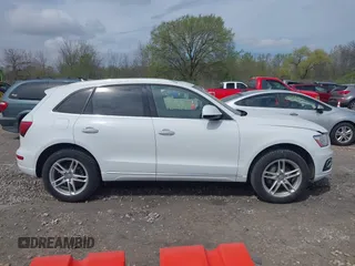 2017 Audi Q5 Premium Plus z VIN WA1L2AFP3HA006778, wystawiony jako IAAI lot #42198412 z przebiegiem 187 124 mil mil oraz . Historia ofert i sprzedaży dostępna na DreamBid. Obrazek 13.