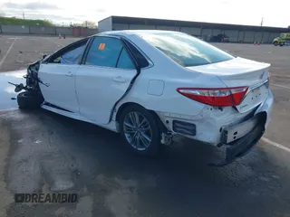 2015 Toyota Camry XLE z VIN 4T1BF1FK7FU110031, wystawiony jako IAAI lot #41906811 z przebiegiem Nie podano mil oraz . Historia ofert i sprzedaży dostępna na DreamBid. Obrazek 3.