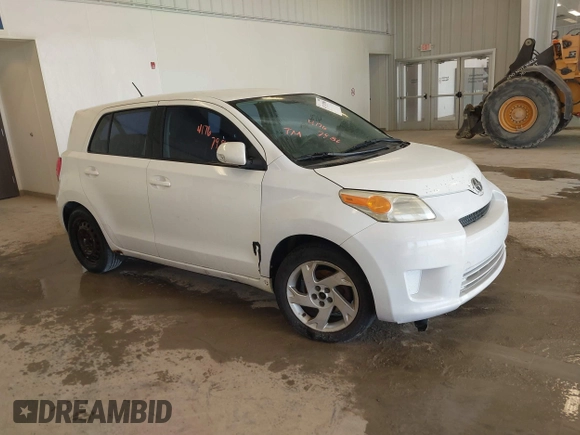 2008 Scion xD with VIN JTKKU10488J002731, listed as a IAAI auction lot 41767986 with 217,135 mi miles. Bid and sale history available at carsss.com. Image 1.