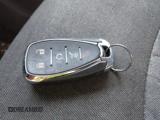 2018 Chevrolet Equinox LT с VIN 3GNAXJEV2JS610736, выставлен на аукционе IAAI как лот 42776569 с пробегом 86 643 миль миль и . История ставок и продаж доступна на DreamBid. Изображение 11.