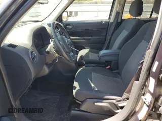 2014 Jeep Patriot Latitude with VIN 1C4NJRFB8ED803414, listed as a Copart auction lot 55067475 with 152,212 mi miles and Clean Title. Bid and sale history available at carsss.com. Image 7.